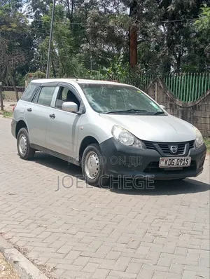 Nissan Advan 2017 Silver