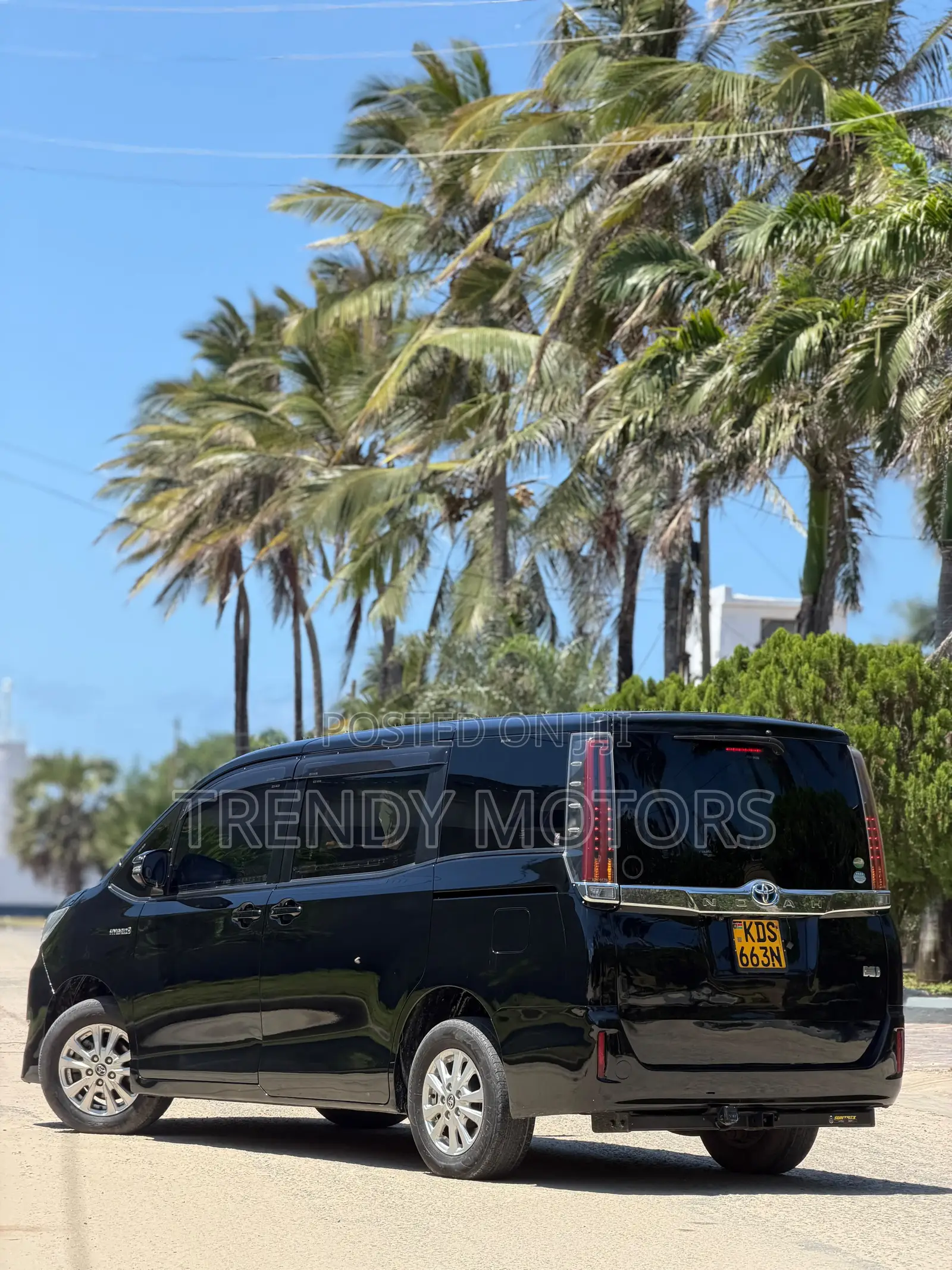 Toyota Noah 2018 Black