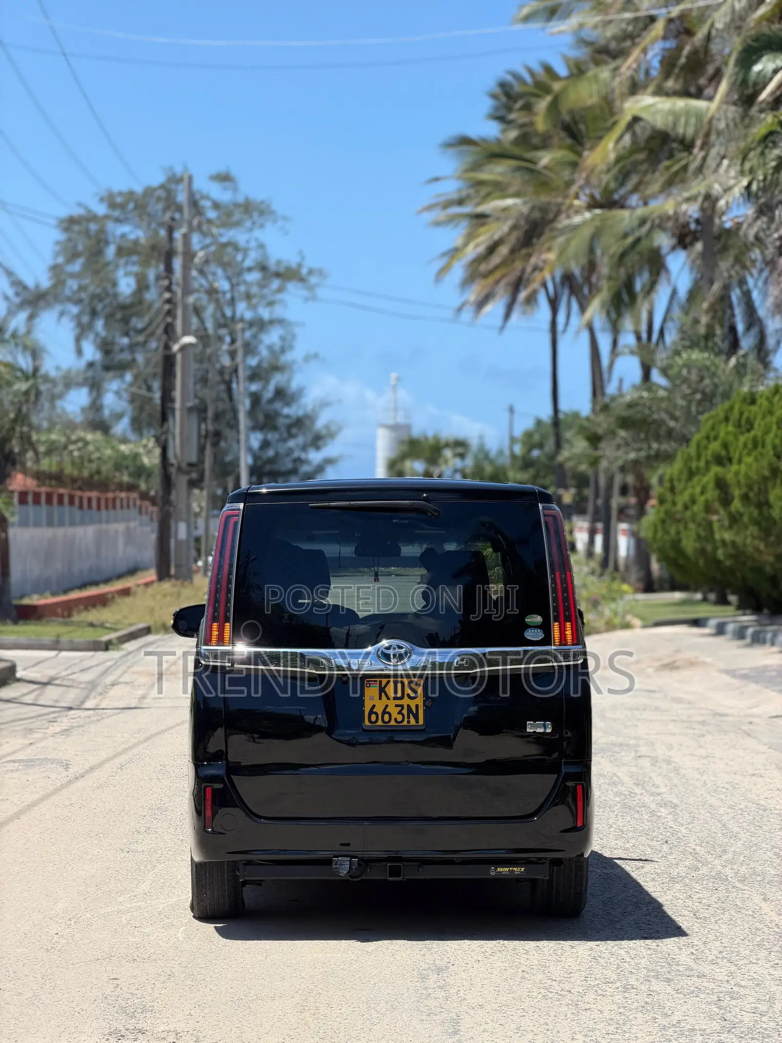 Toyota Noah 2018 Black