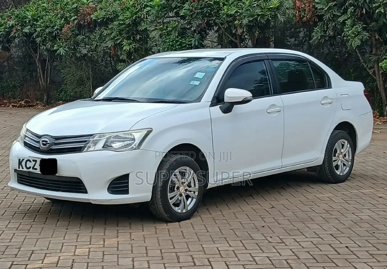 Toyota Axio 2013 White