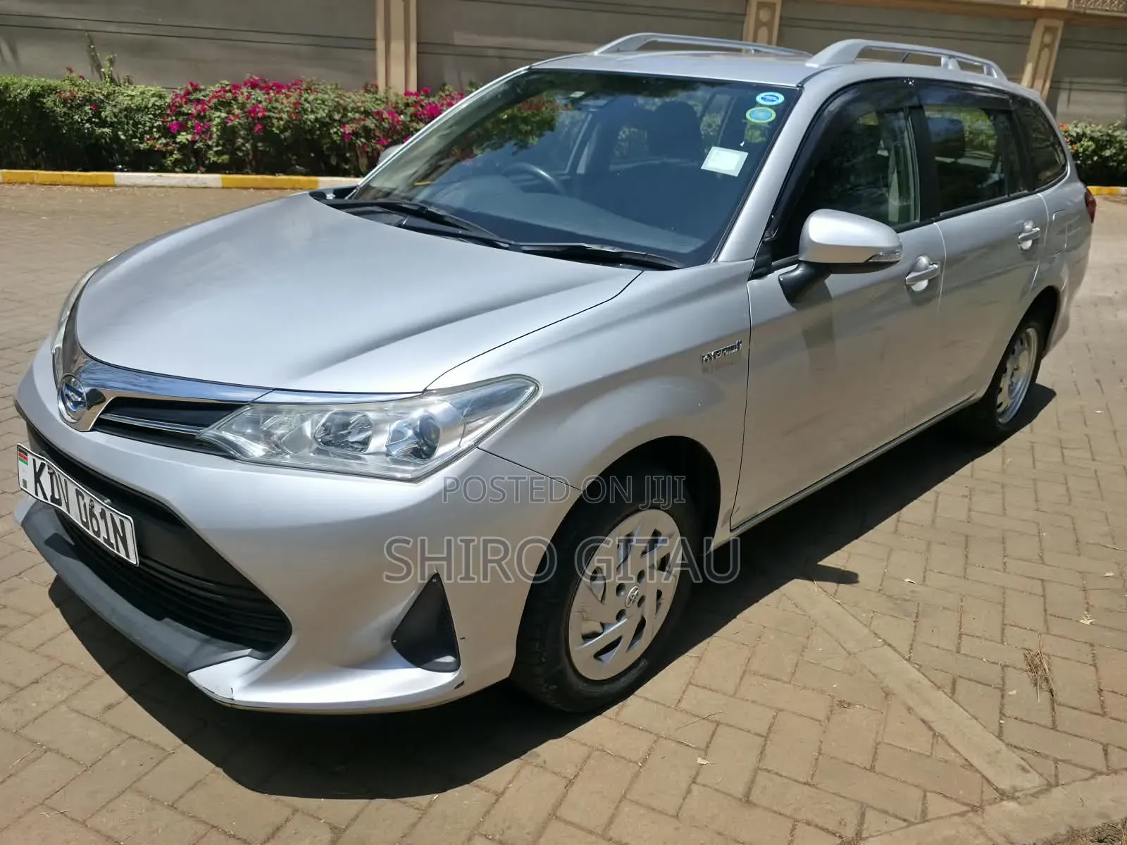 Toyota Corolla Fielder 2018 Silver