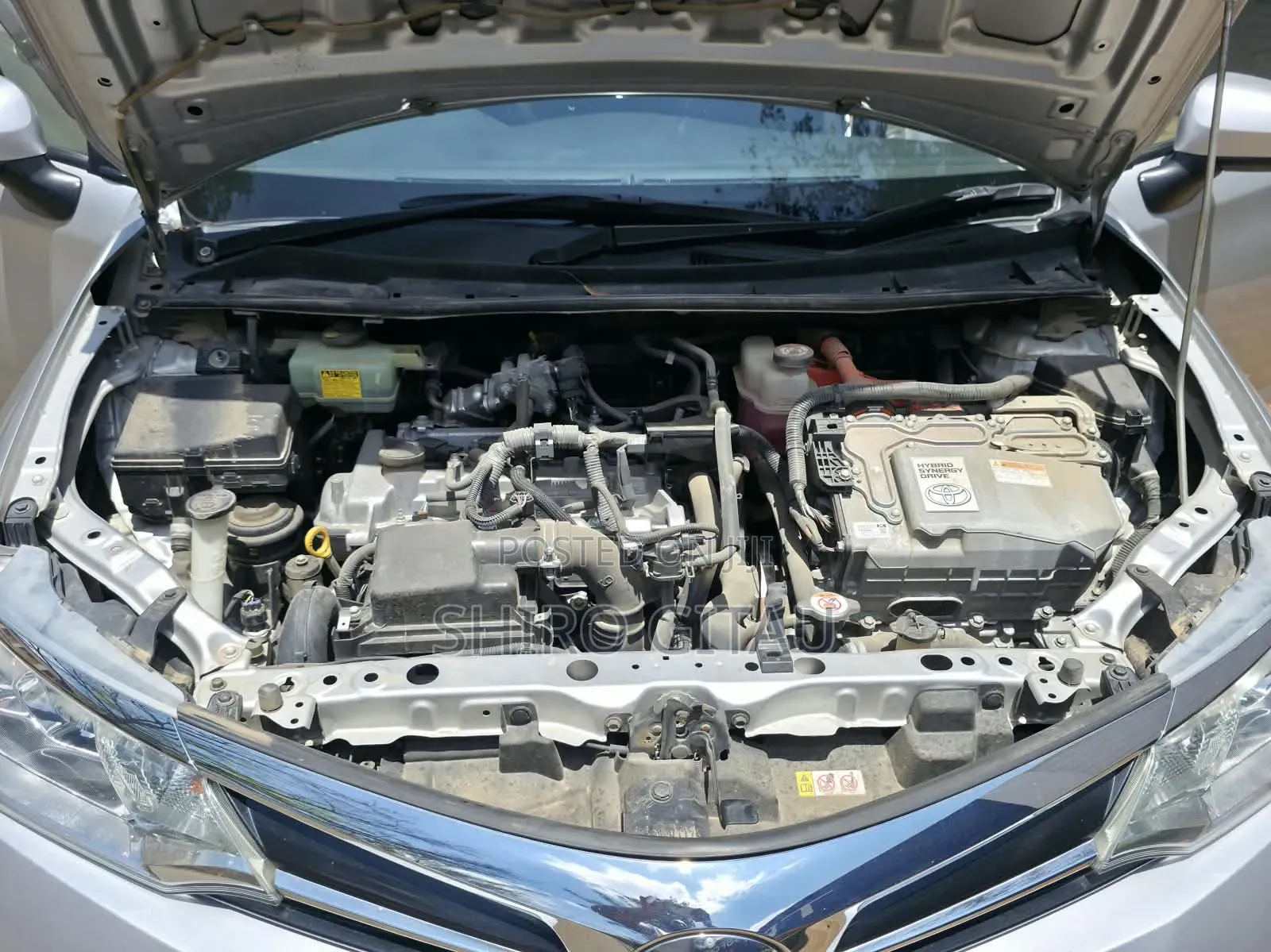 Toyota Corolla Fielder 2018 Silver