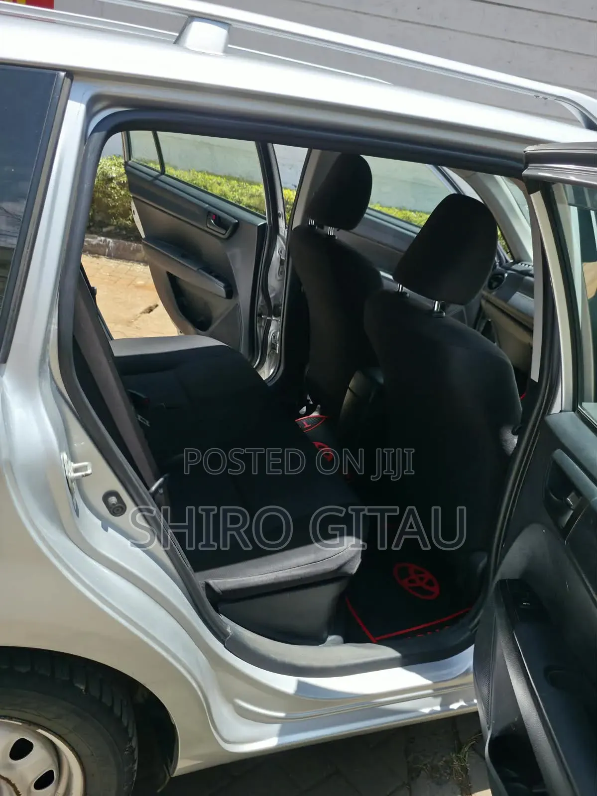 Toyota Corolla Fielder 2018 Silver