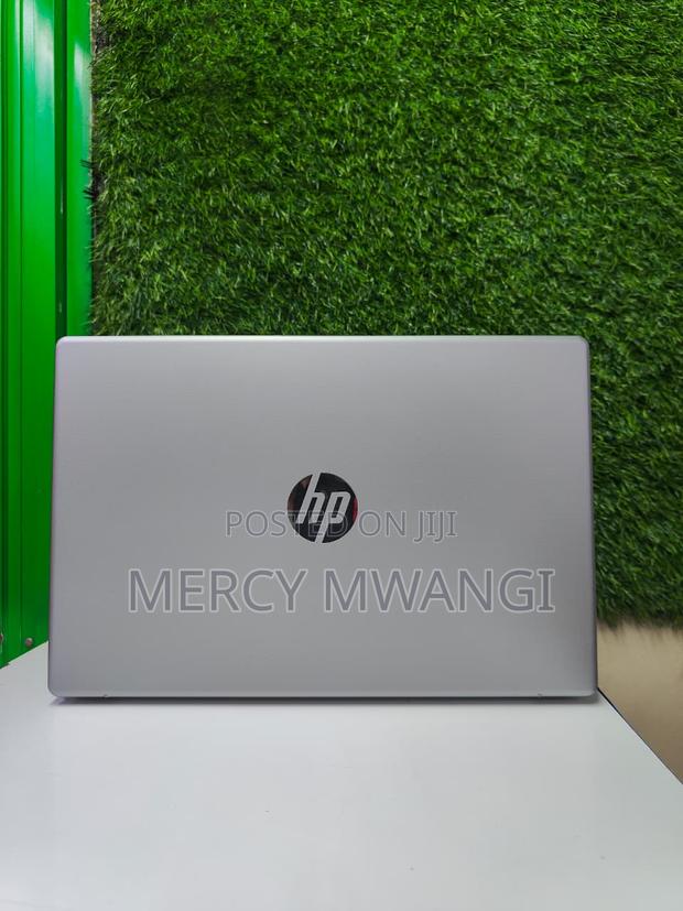 Laptop HP 250 G10 8GB Intel Core i7 SSD 256GB - thumbnail 3