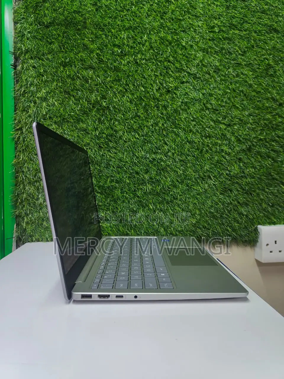 Laptop HP 250 G10 8GB Intel Core i7 SSD 256GB