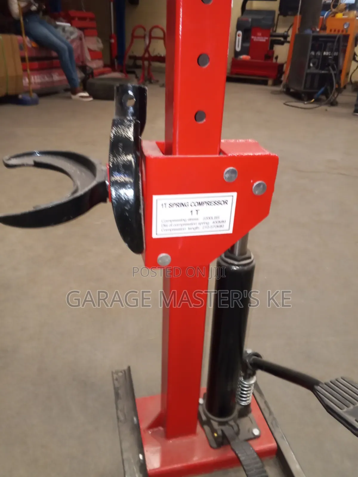 Suspension Claw