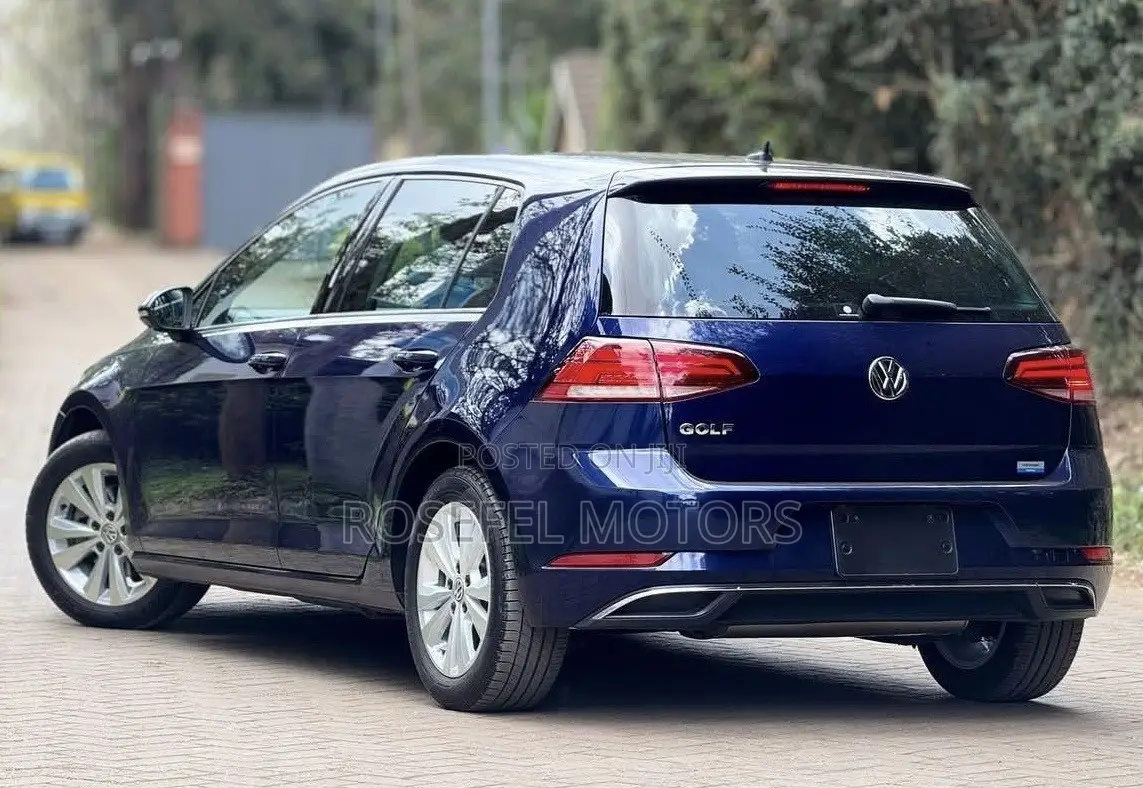 Volkswagen Golf TSI S FWD 2018 Blue