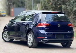 Volkswagen Golf TSI S FWD 2018 Blue