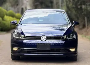 Volkswagen Golf TSI S FWD 2018 Blue