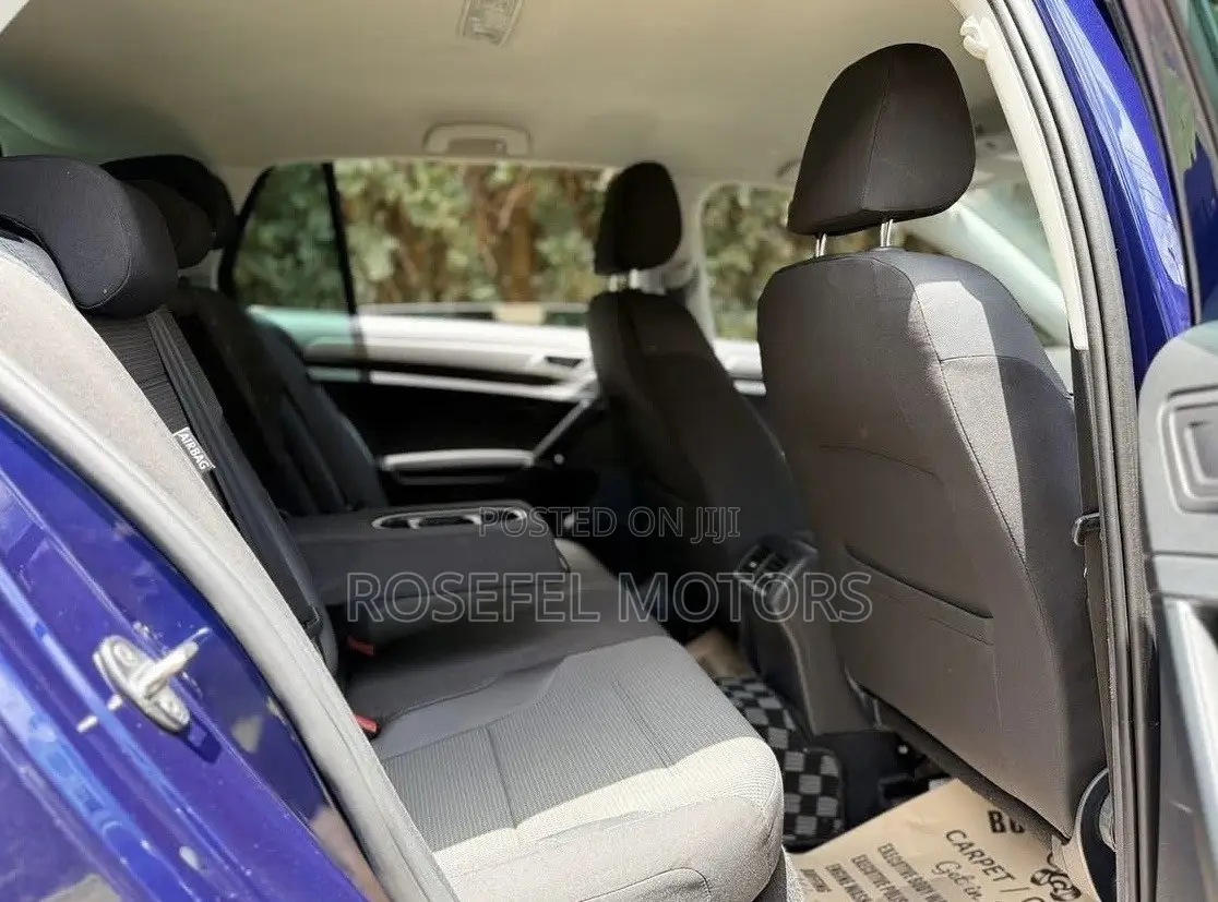 Volkswagen Golf TSI S FWD 2018 Blue