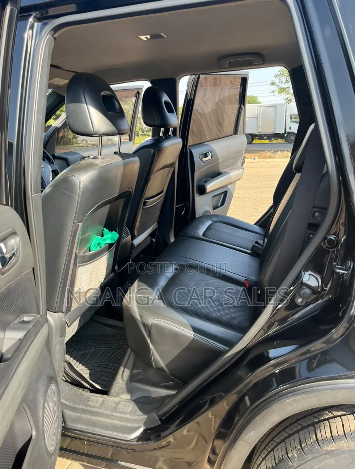 Nissan X-Trail 2010 Black