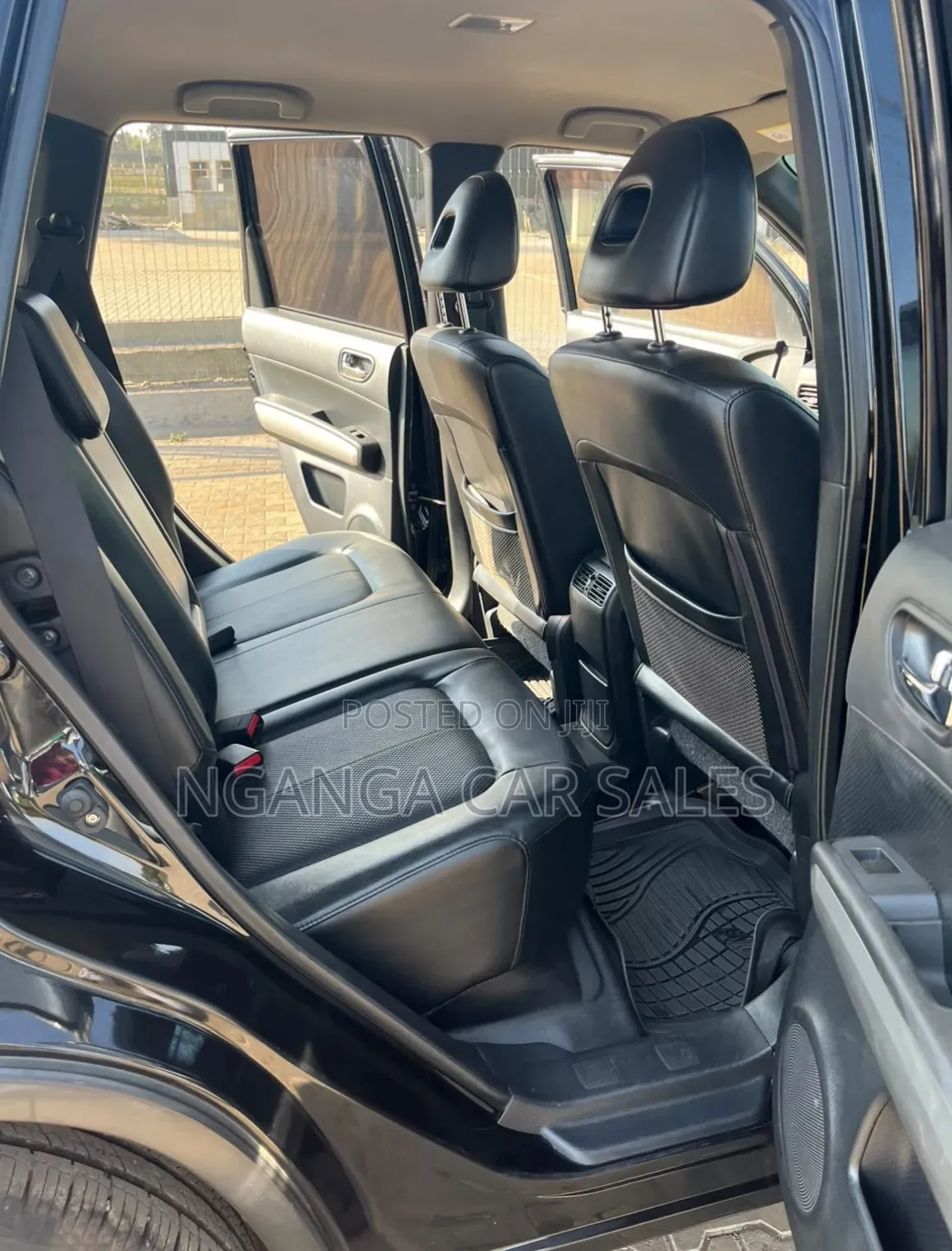 Nissan X-Trail 2010 Black