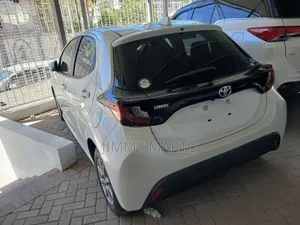 Toyota Yaris 2019 White