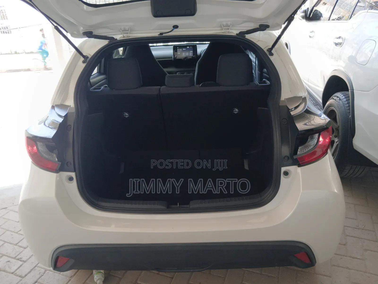 Toyota Yaris 2019 White