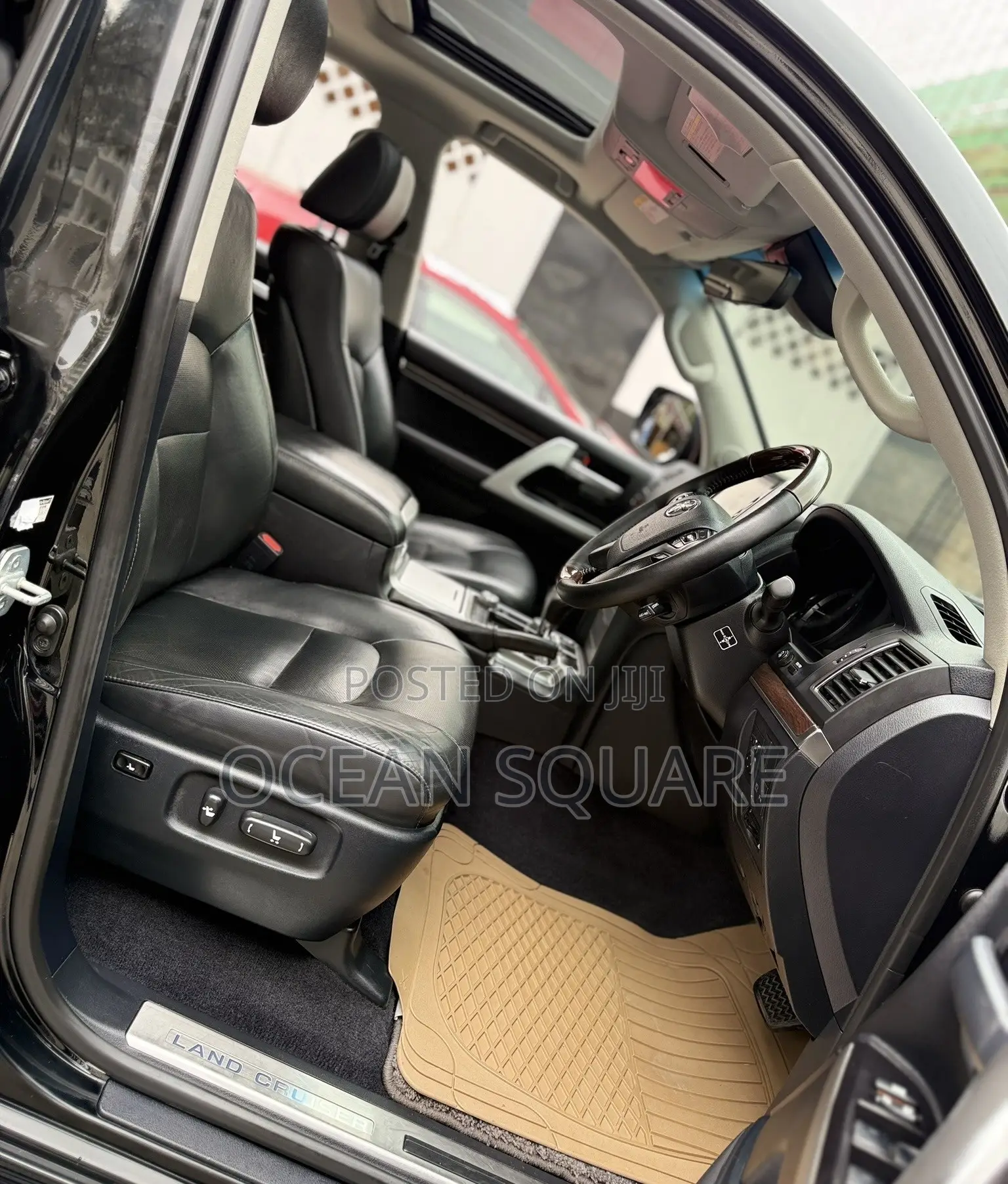 Toyota Land Cruiser 4.6 V8 ZX 2016 Black