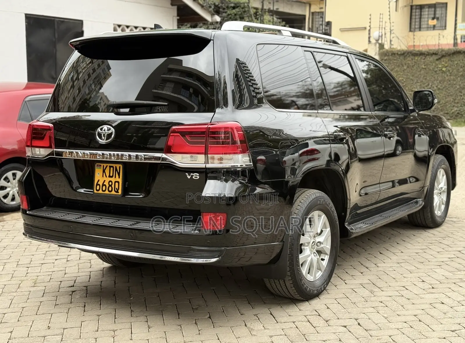 Toyota Land Cruiser 4.6 V8 ZX 2016 Black