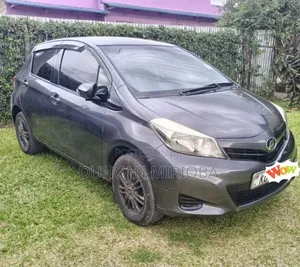 Toyota Vitz 2012 Black