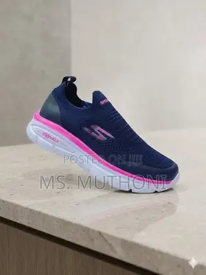 Ladies Orthopedic Skechers GOwalk Slip-on Sneakers Size 36-40