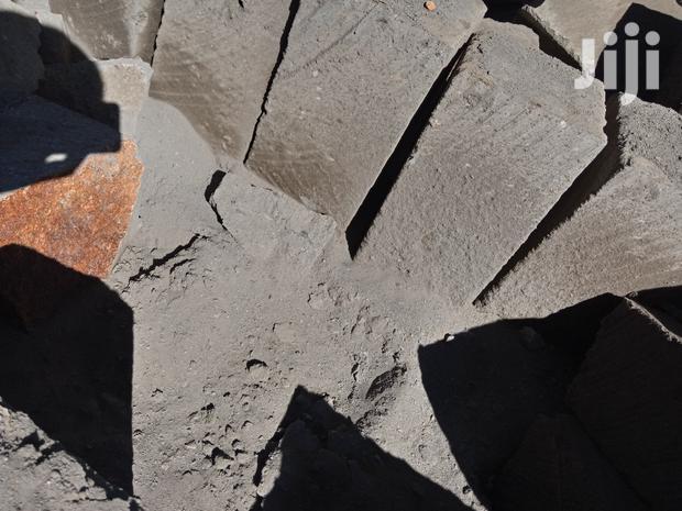 Machine Cut Stones - thumbnail 2