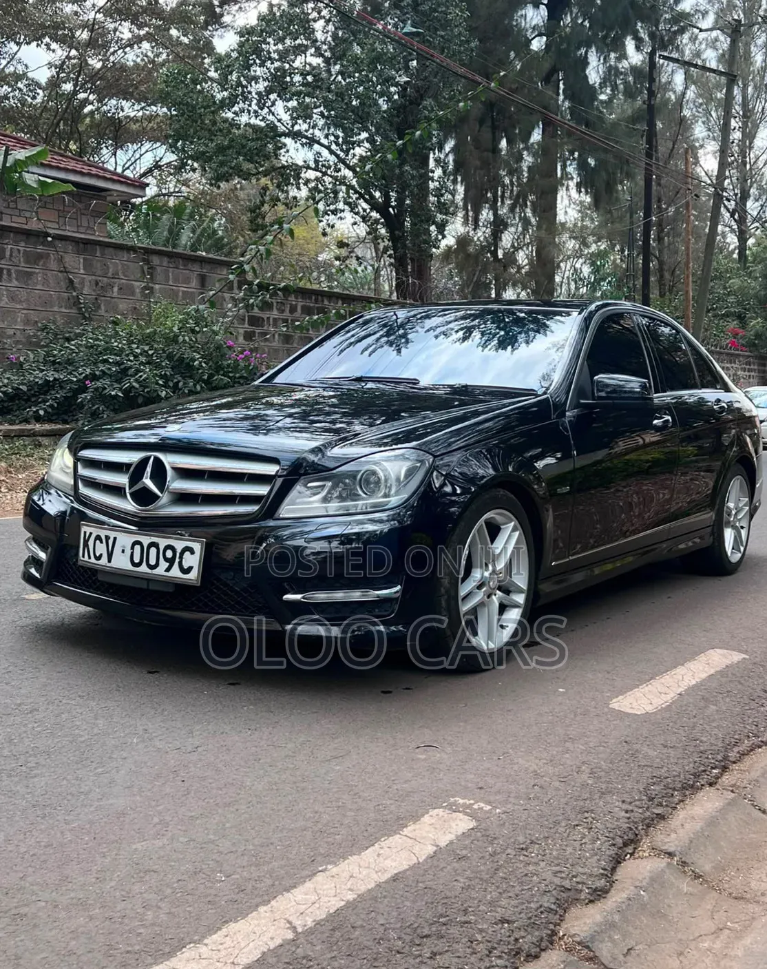Mercedes-Benz C200 2013 Black