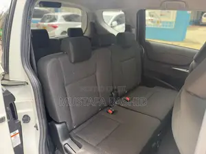 Toyota Sienta 1.5 Hybrid FWD (6-seater) 2020 White