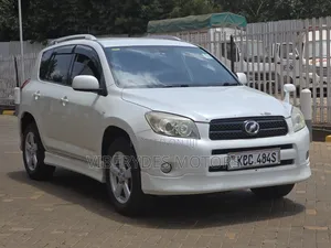 Toyota RAV4 2008 White