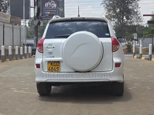 Toyota RAV4 2008 White