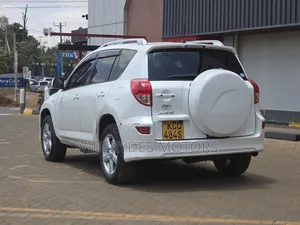 Toyota RAV4 2008 White