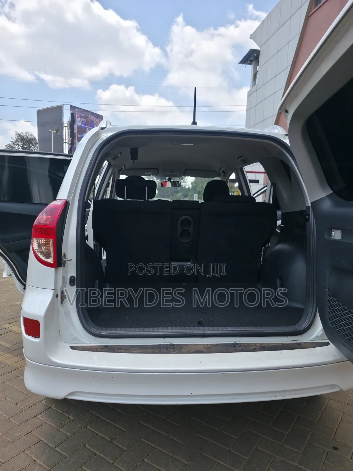 Toyota RAV4 2008 White