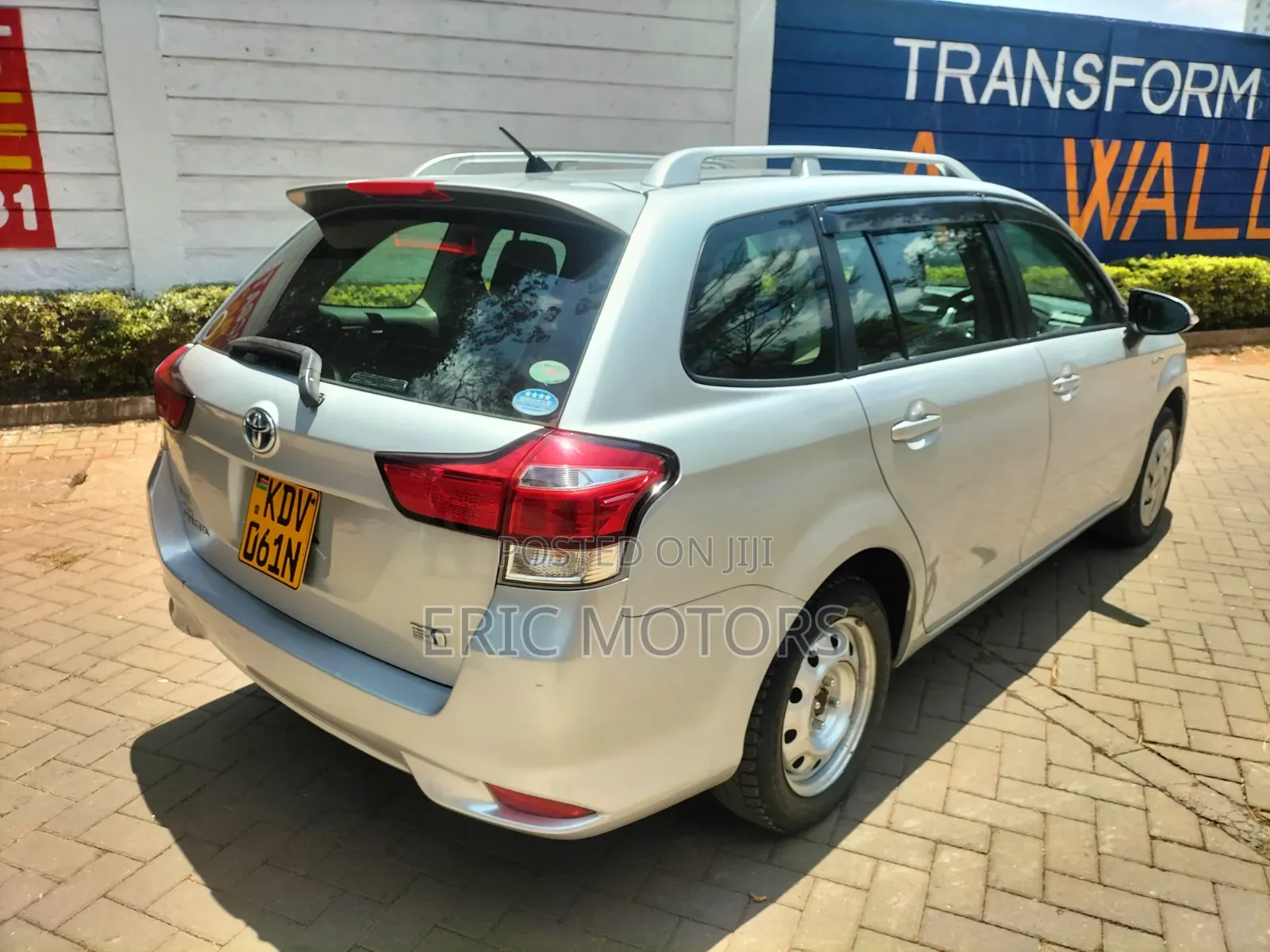 Toyota Corolla Fielder 2018 Silver