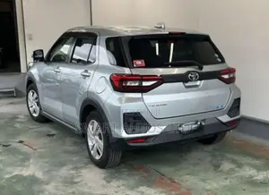Toyota Raize 2020 Silver
