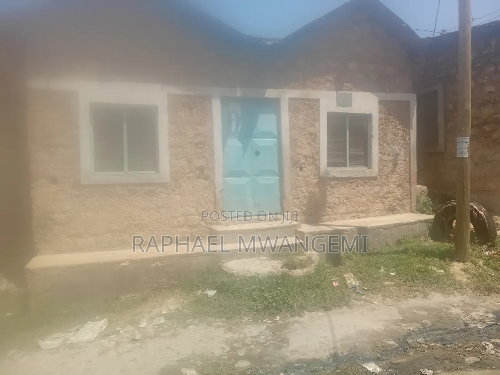 8bdrm House in Customs, Magongo for sale