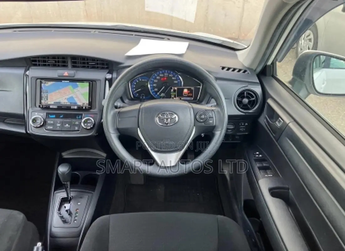 Toyota Axio 1.5 Hybrid 2WD 2019 Pearl