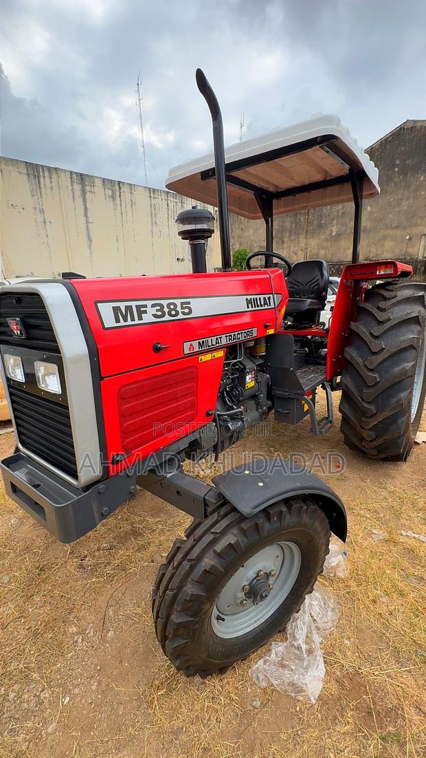 MillaT Tractor Massey Furguson - main view