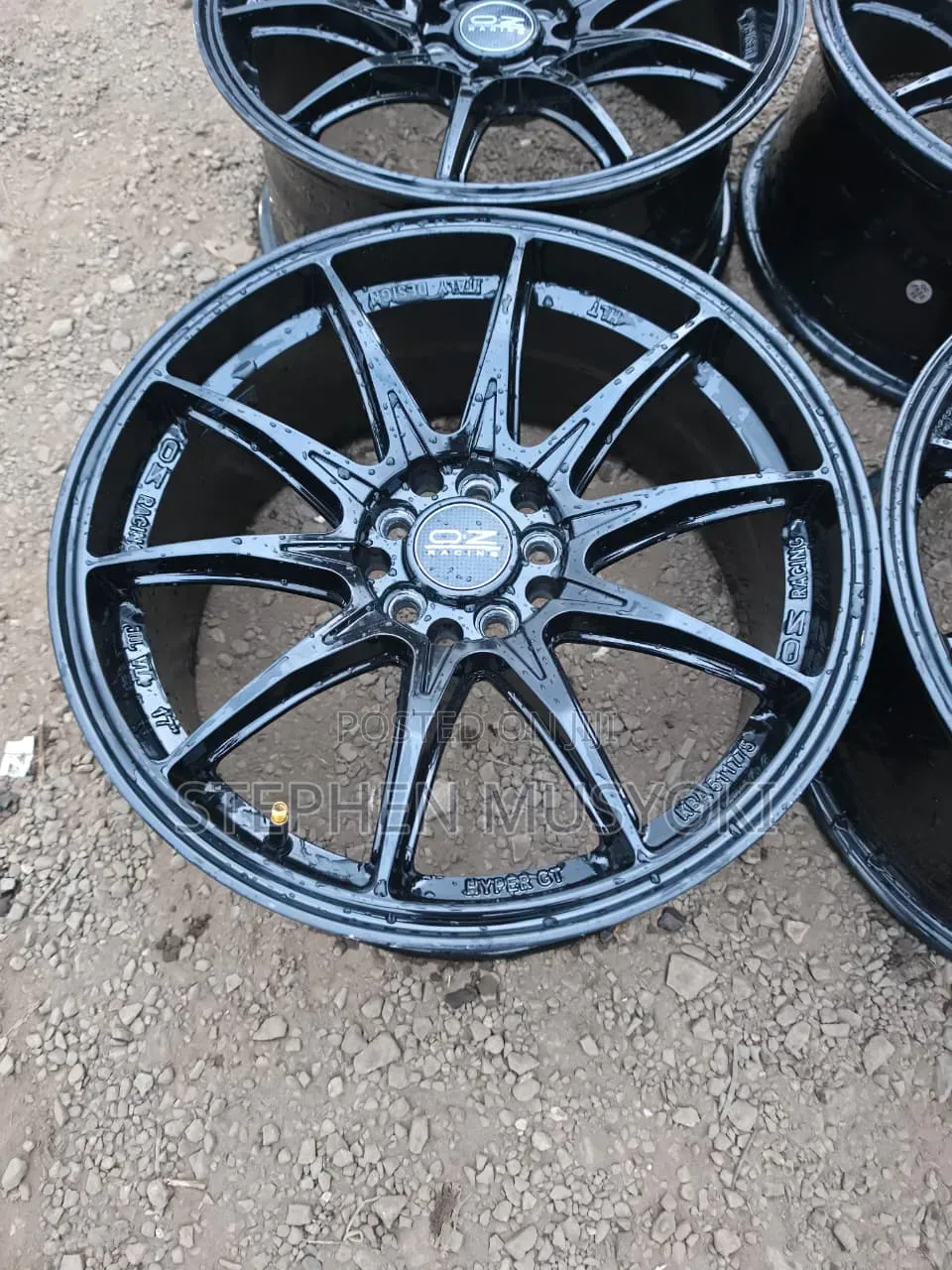 Black Oz Universal Size 17inch Wheels