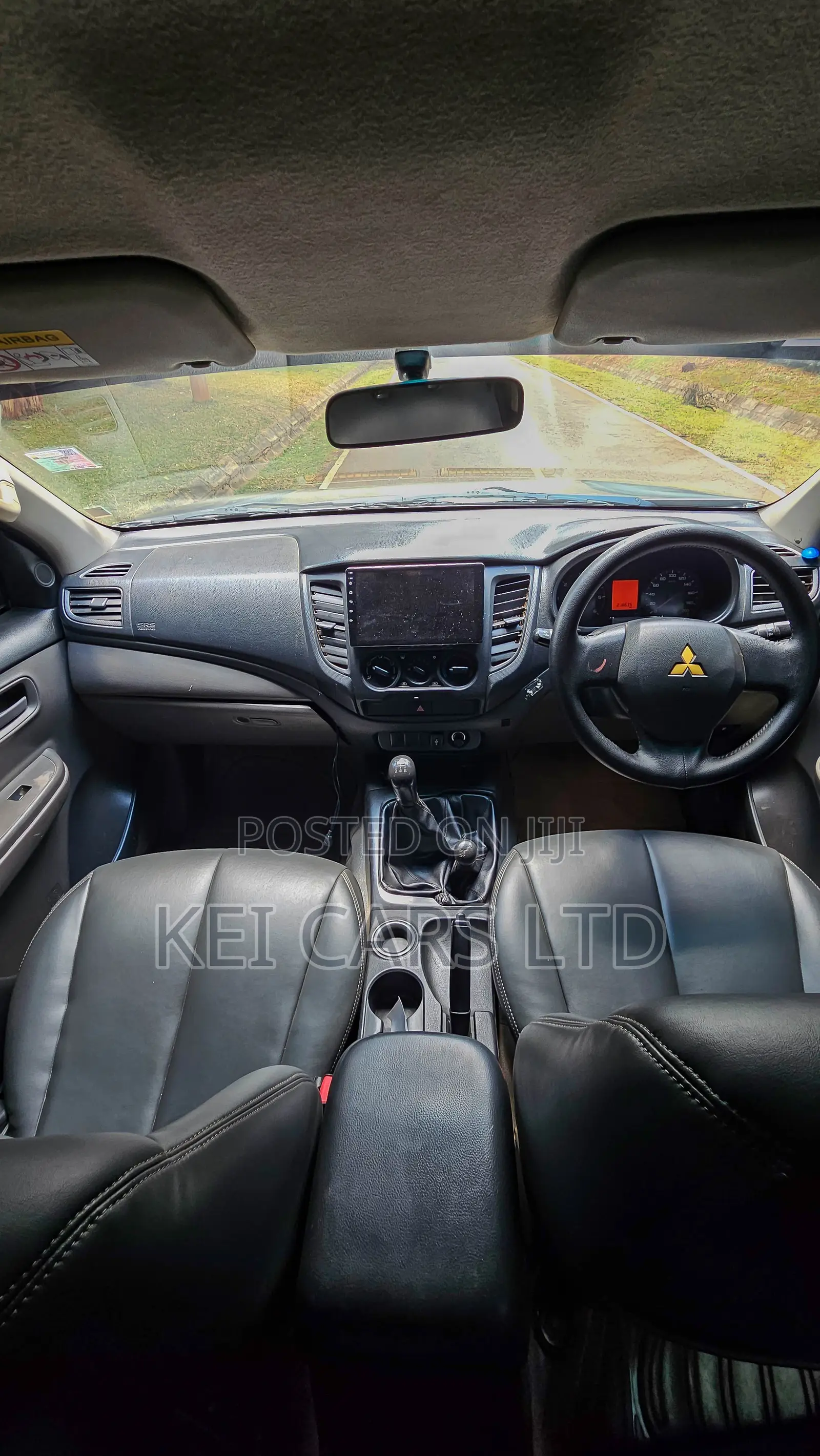 Mitsubishi L200 Double Cab 2.4 181hp 4WD 2015 Gray