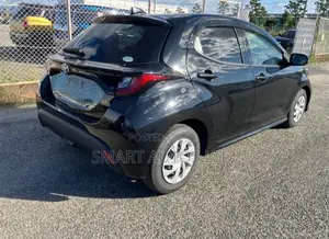 Toyota Yaris 2020 Matt Black