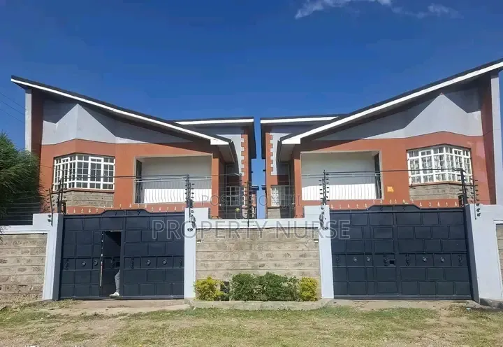 3bdrm Maisonette in Gateway Mall Area for rent