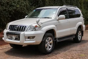 Toyota Land Cruiser Prado 2006 White