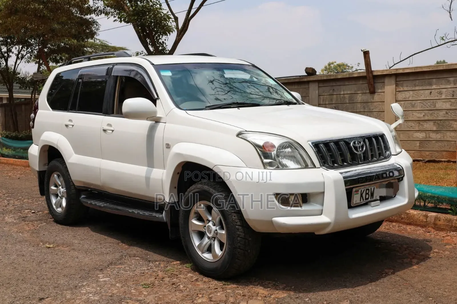 Toyota Land Cruiser Prado 2006 White