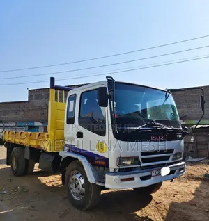 Isuzu FSR 2015 White