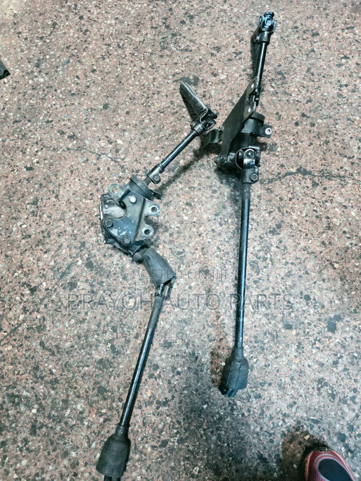 Elf Steering Universal