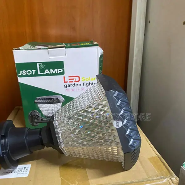Dusk to Dawn Auto on/Off Solar Gate and Garden Post Light