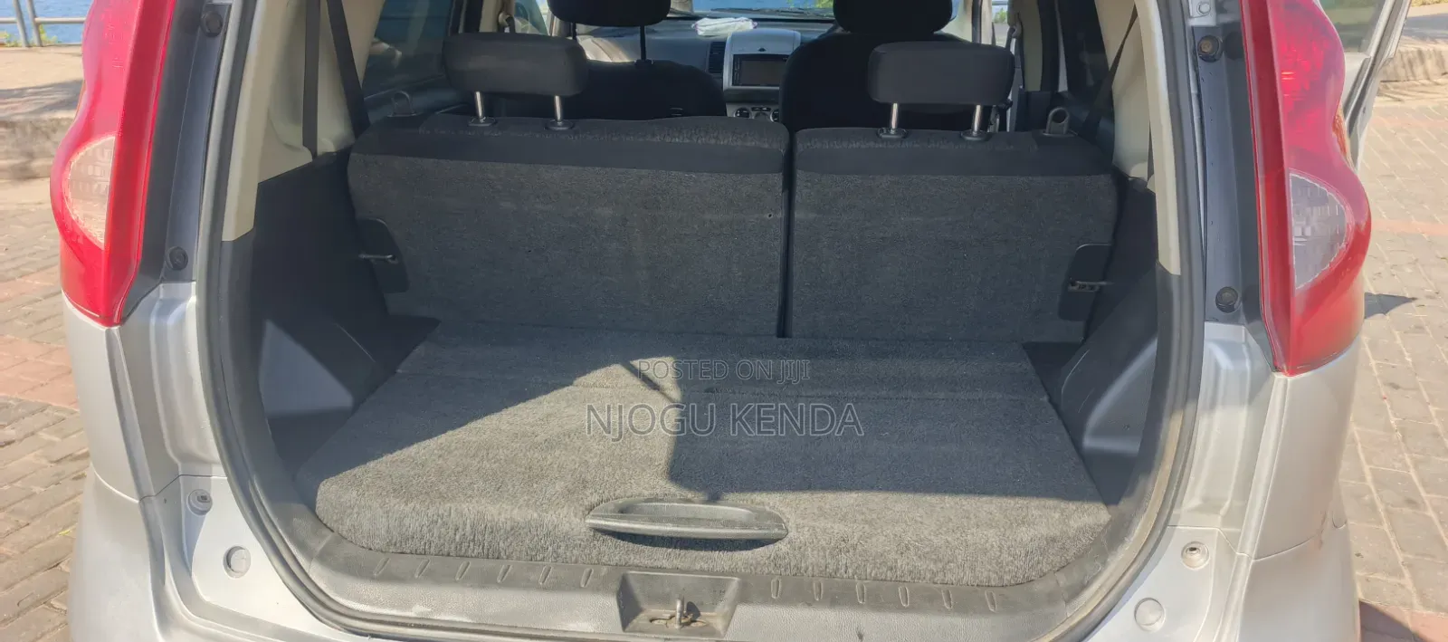 Nissan Note 2011 Silver