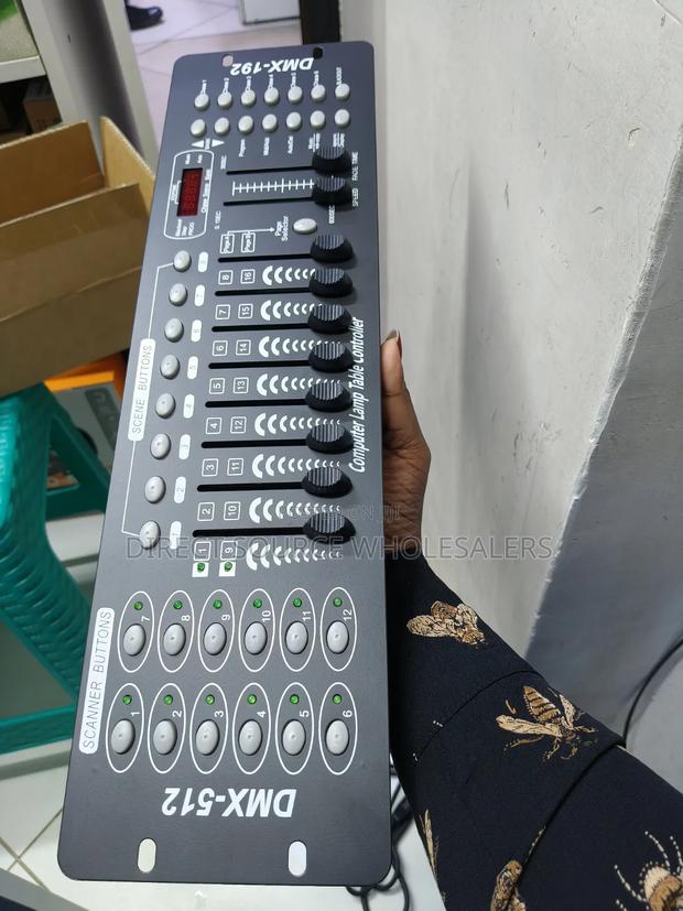 Professional Stage Lighting DMX Controller 512