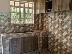 2bdrm Duplex in Gateway Mall Area for rent