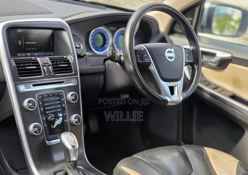 Volvo XC60 2013 Blue