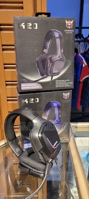 ONIKUMA Gaming Headphones With Noise-Isolating Microphone