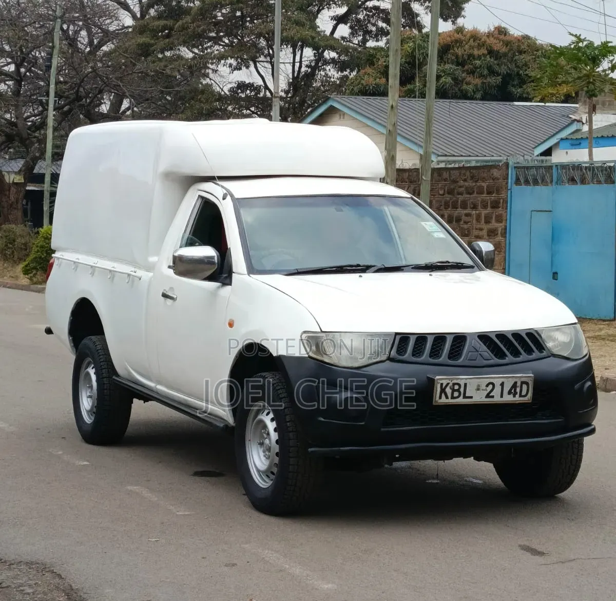 Mitsubishi L200 2009 White
