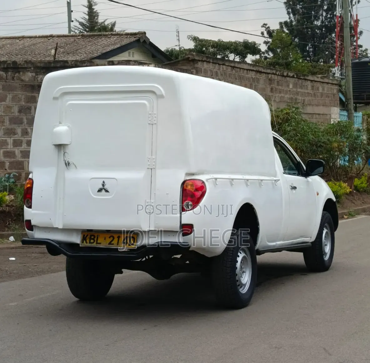 Mitsubishi L200 2009 White